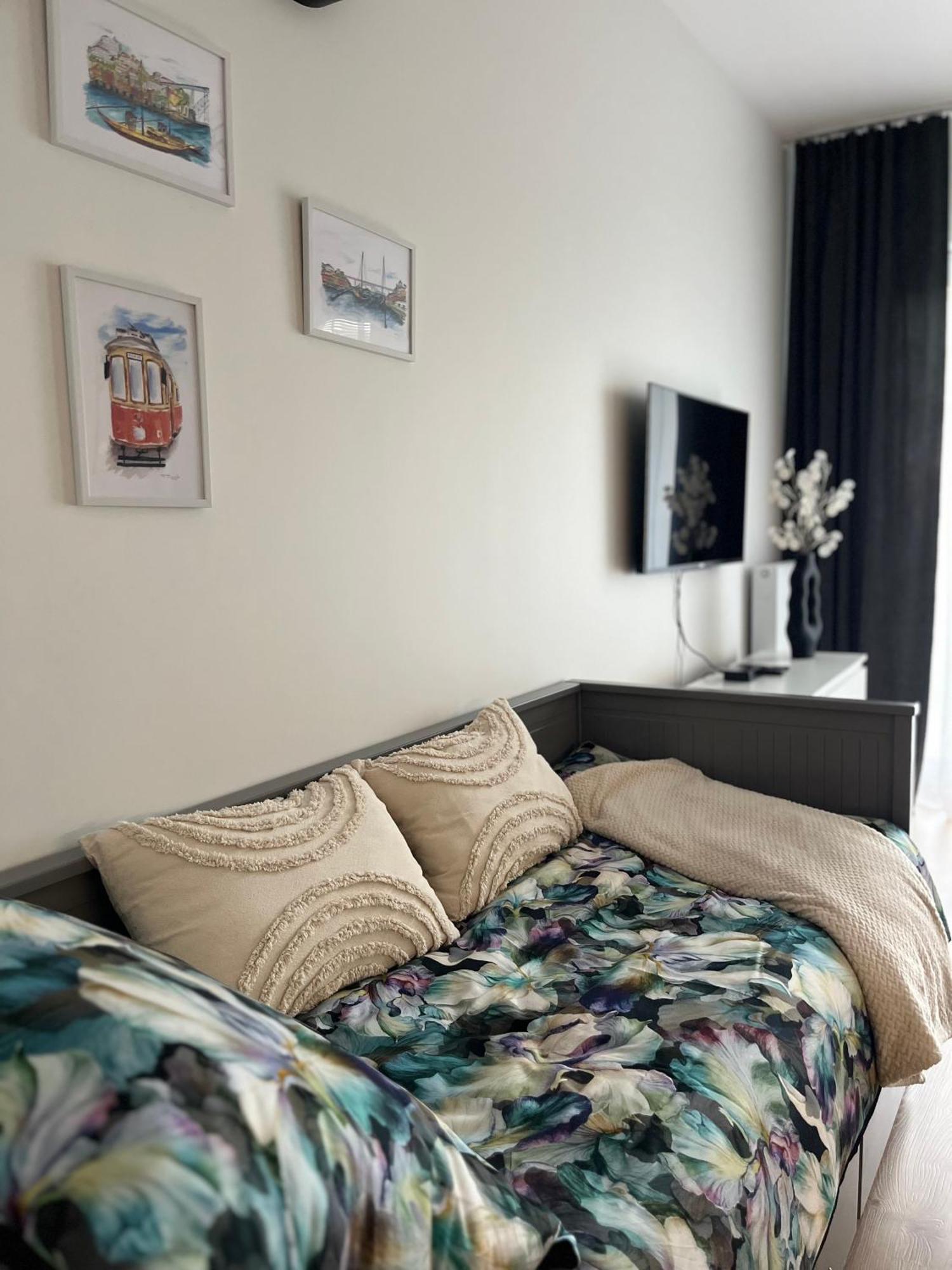 Apartament Nova Klonova Porto 凯尔采 外观 照片